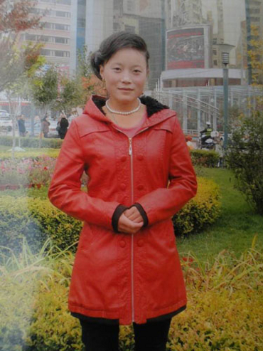 熱貢縣扎毛鄉二十三歲的藏人丁增卓瑪自焚抗議中共當局而犧牲