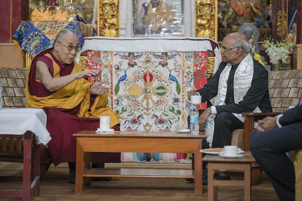 达赖喇嘛尊者与新任印度总统拉姆·纳特·考文德会面