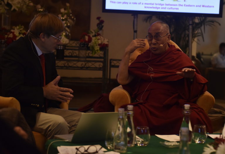 达赖喇嘛尊者出席俄罗斯与西藏佛教学者间的对话