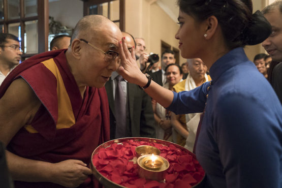 西藏精神领袖达赖喇嘛尊者抵达加尔各答