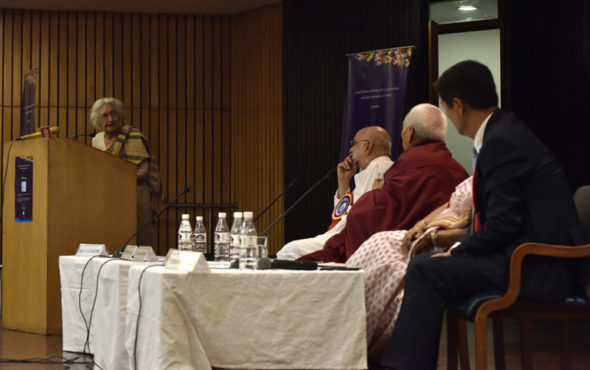 印度議會前議員卡皮拉·瓦齊恩博士在研討會上致詞 2018年4月2日 照片/Tenzin Phende/DIIR
