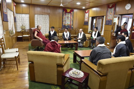 达赖喇嘛尊者接见藏人行政中央第十五届噶厦成员 2018年5月4日 照片/OHHDL
