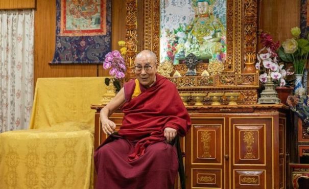 达赖喇嘛转载透过网络视讯参与远在悉尼举办的主题为“幸福及其因缘” 研讨会 2018年6月25日 照片/OHHDL