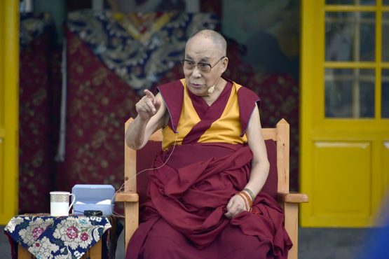 达赖喇嘛尊者在向2700多名各国游客发表讲话 2018年6月9日 照片/Tenzin Jigme/DIIR
