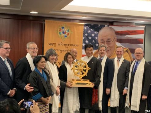 在中国占领西藏，迫使西藏精神领袖达赖喇嘛和数万藏人踏上流亡之旅的60周年之际，多个藏人组织和倡导团体星期二（2月12日）在国会大厦举办“感谢美国”活动 照片/美国之音