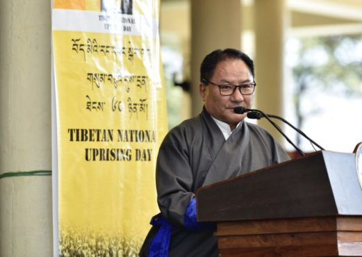 西藏人民议会议长白玛炯乃在西藏自由抗暴六十周年纪念集会上发表集会 照片/Tenzin Pheden/CTA