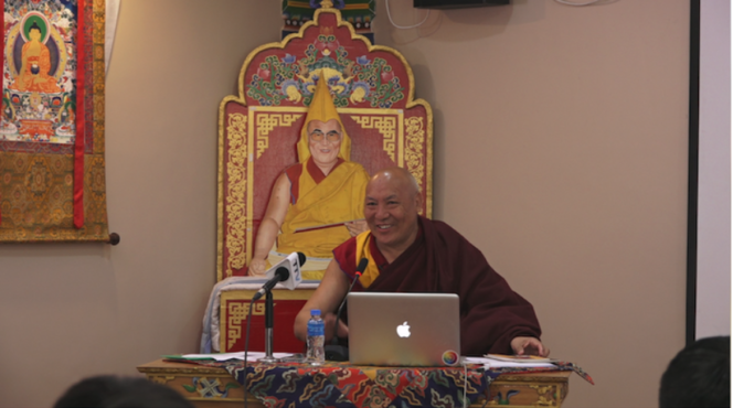 西藏图书与文献资料馆馆长格西拉多在向蒙古佛教徒介绍佛法 2019年3月23日 照片/Tenzin Rigden/CTA
