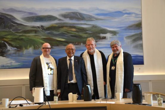 代表索朗·弗拉西会见丹麦国会议员克里斯蒂安·尤尔、议员索伦·桑德尔加德和议员拉斯莫斯·诺德奎斯特 2020年1月14日 照片/Anders Andersen