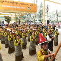 西藏歌舞戏剧学院的学员们在唱诵“真理祈愿文“ 2020年3月10日 照片/Tenzin Phende/CTA