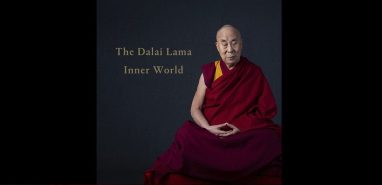 达赖喇嘛尊者的首张音乐专辑将于85岁诞辰日发行 照片/美联社
