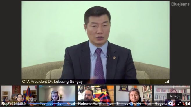 藏人行政中央司政洛桑森格透过网络视讯在第三届日内瓦论坛开幕式上致辞 2020年11月9日 照片/屏幕截图