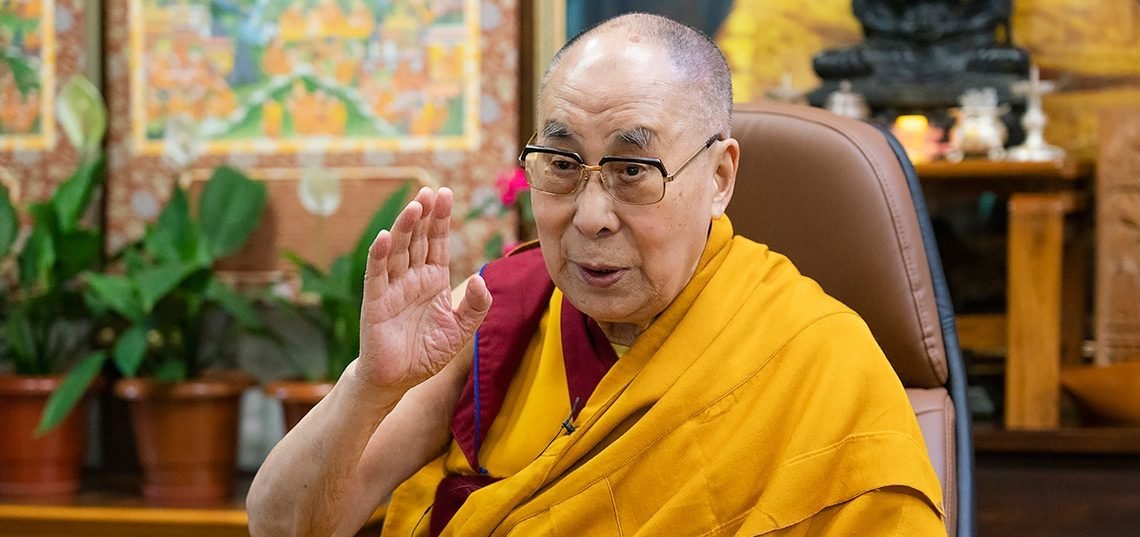达赖喇嘛尊者在印北达兰萨拉通过网络视讯发表新年祝福 照片/达赖喇嘛尊者官网